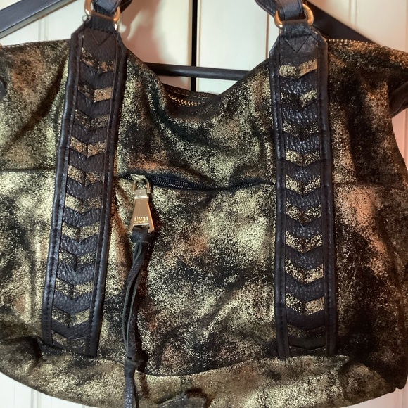 Aimee Kestenberg Black Gold Distressed Leather Bag - Picture 3 of 16